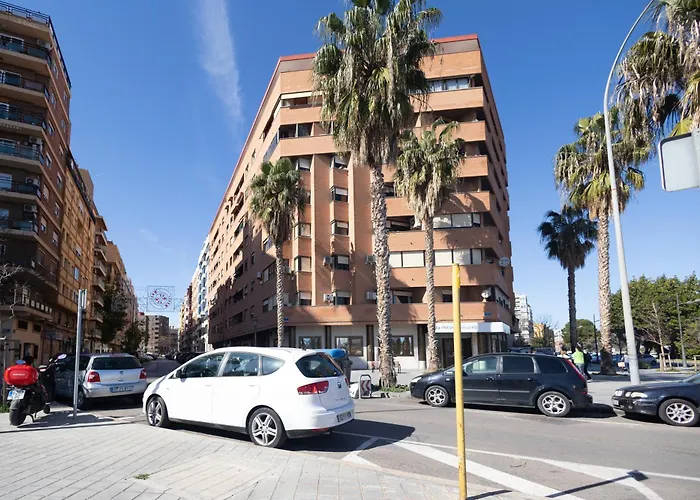 Les Arts Plaza By Concept Flats